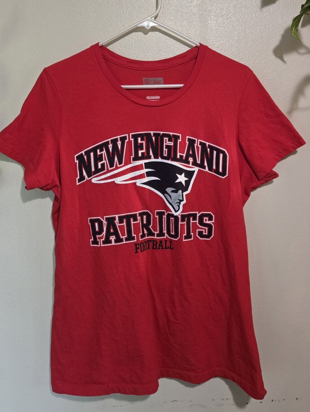 New England Patriots NFL Footbal Team Apparel Red Crewneck Girls XXL/adult L